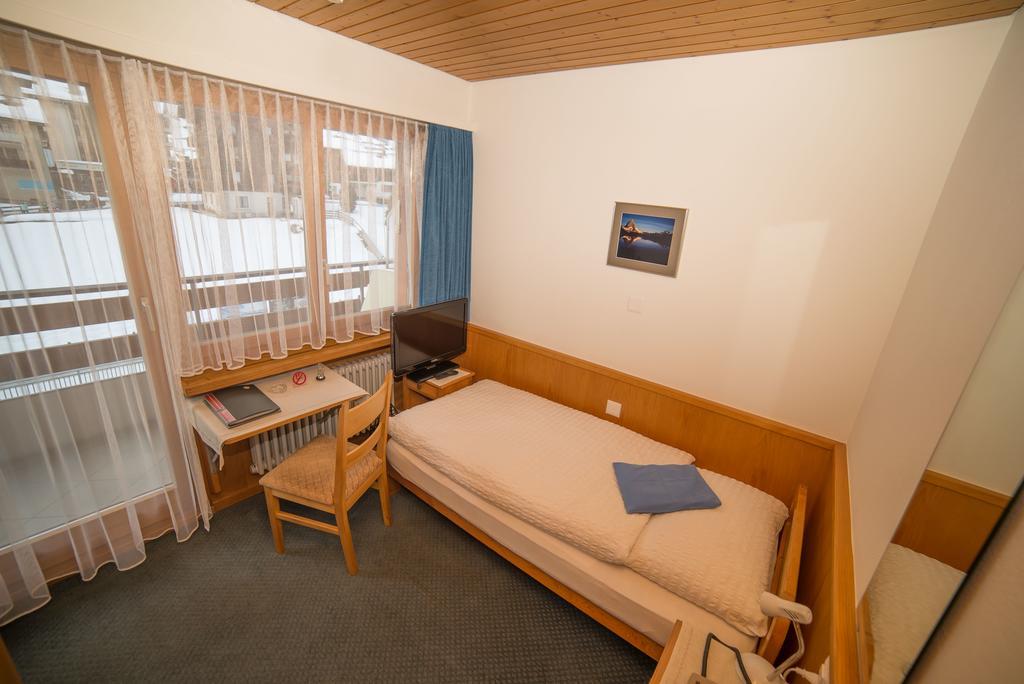 Hotel Parnass Zermatt Værelse billede