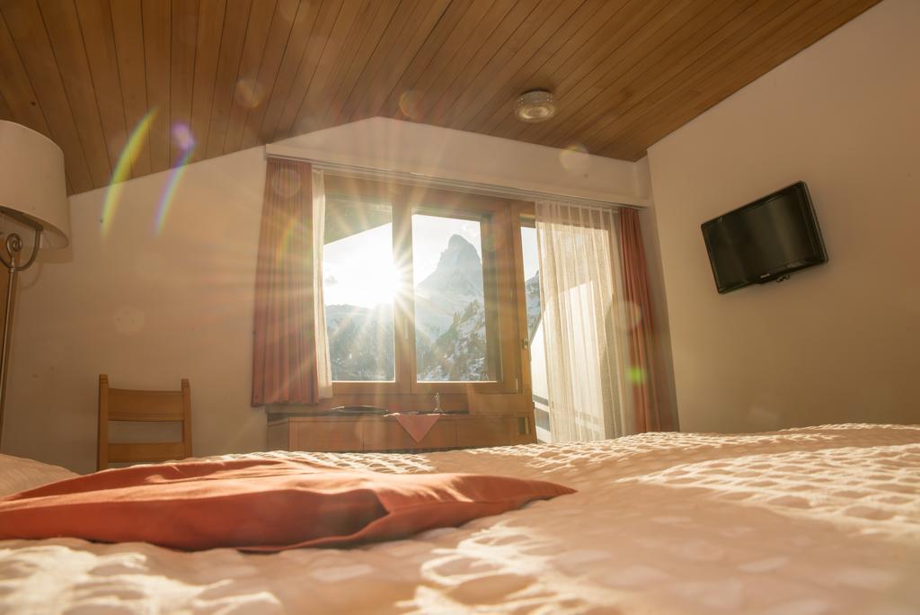 Hotel Parnass Zermatt Eksteriør billede
